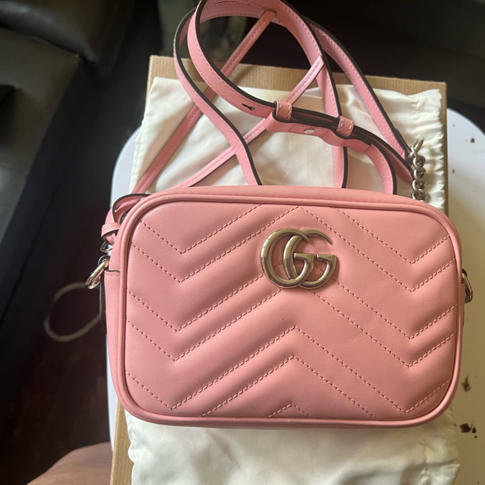 Gucci marmont shoulder bag